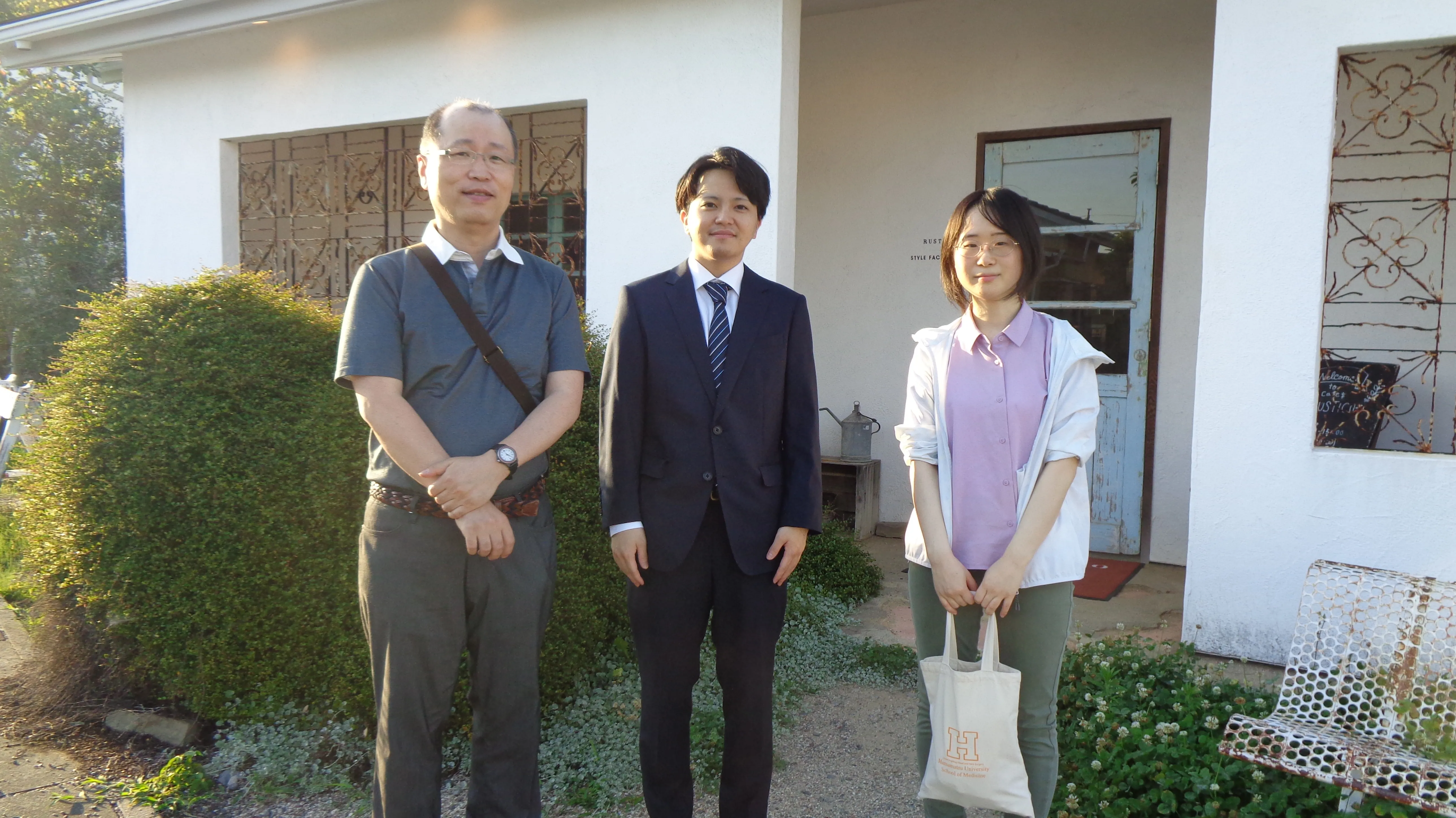 中東遠総合医療センター2年目研修医藤森拓先生が医局見学に来られました。