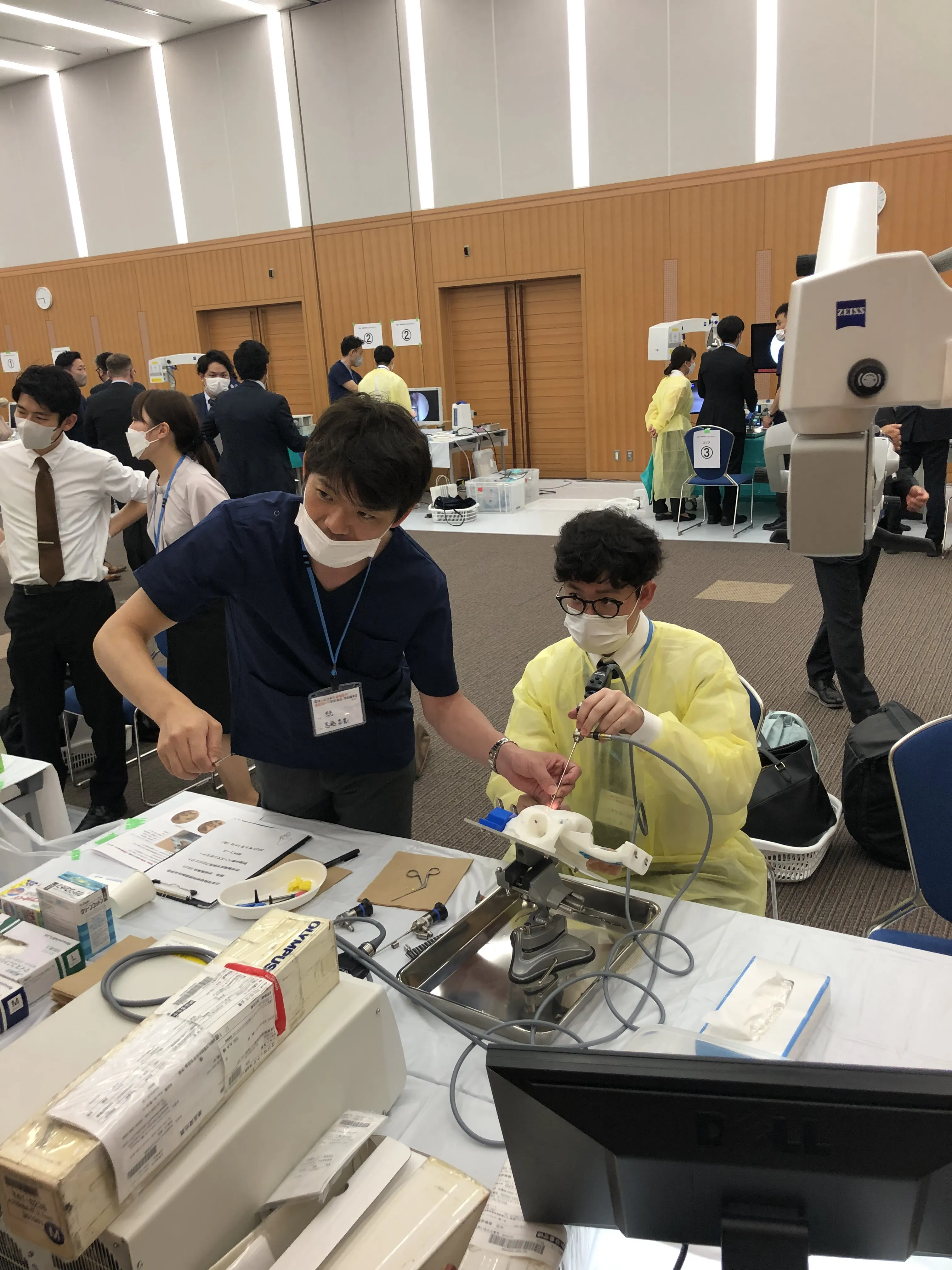 日耳鼻総会に参加しました②