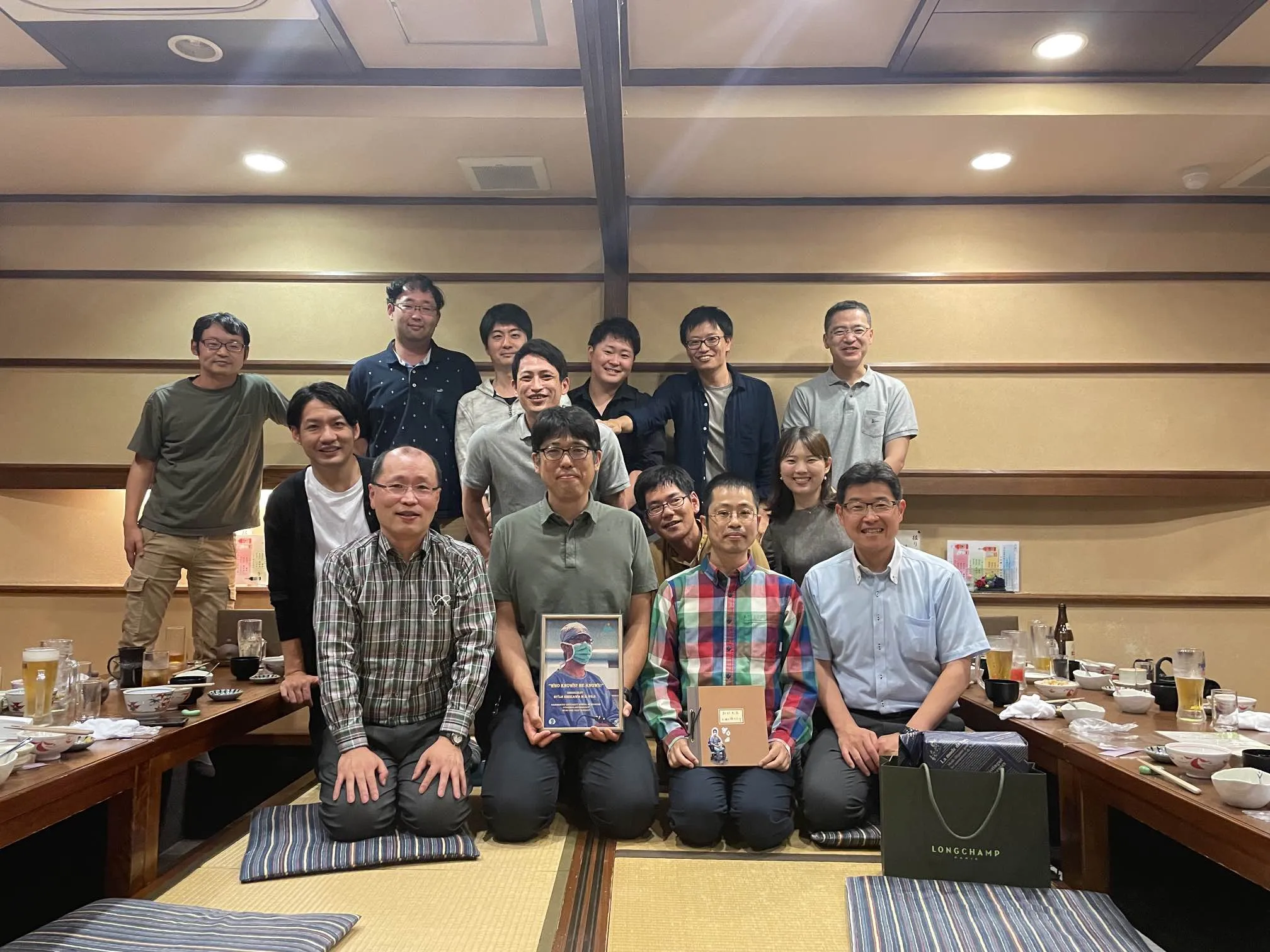 送別会を開催しました。